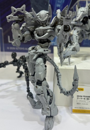 IRON FRAME 铁骨架 装甲‑B