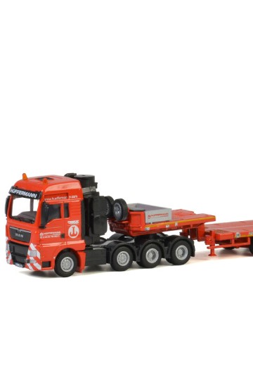 72-2062 MAN TGX XXL 8X4牵引卡车+6轴低装载半挂拖车；德国Hüffermann