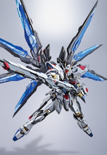 METAL BUILD 强袭自由高达 ＜重生版＞ 手办封面 - 洛克手办百科