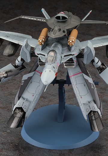 65913 超时空要塞系列  VF-0A GERWALK形态 附带幽灵号“ 超时空要塞ZERO”