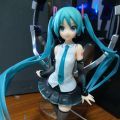初音V4X