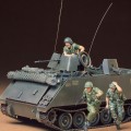 35135 1/35 美国 M113ACAV 装甲骑兵突击车 
