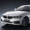 原创 1/18 BMW 5系 (G30) 矿物白