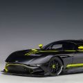 1/18阿斯顿马丁 Vulcan 金属黑 / 黄绿色条纹 