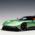 1/18 阿斯顿马丁 Vulcan (金属绿)