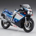 1/12 铃木 GSX-R750(G)(GR71G) 