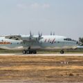 83902 1/144 中国空军 运-8运输机