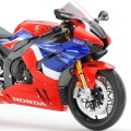 1/12 摩托车系列 No.138 本田 CBR1000RR-R FIREBLADE SP