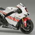 1/12 摩托车系列No.105 雅马哈 YZR-M1  50周年纪念 瓦伦西亚版