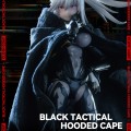 黑色战术连帽披风