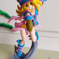 眼睛厂黑魔导女孩