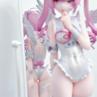 全身镜一上，只能说这小肉腿和小屁屁一绝