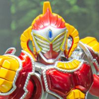S.H.Figuarts（真骨雕制法）  假面骑士巴隆 芒果武装