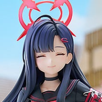 蔚蓝档案 仲正一花