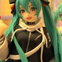 普通的都有现货了，限定的也出来了