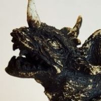 森雄茂陶艺作品 弗兰肯斯坦大战地底怪兽（1965）