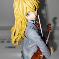 宫园薰的初版，可以对比一下再版的图