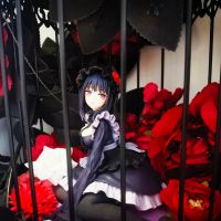 加上鸟笼和花，身价真的蹭蹭上涨