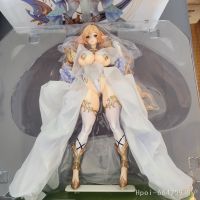 大腿内侧和胸部外露部分颜色苍白的厉害，这个正常吗？