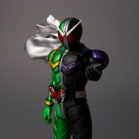 真骨雕假面骑士W 疾风王牌