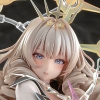 胜利女神：新的希望 皇冠 皇帝的新衣