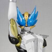 S.H.Figuarts  假面骑士电王 圣翼形态