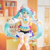 我在工位拍手办2️⃣初音未来 玩具人偶 冬装版 TAITO