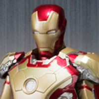 S.H.Figuarts 钢铁侠 42号装甲