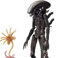 特摄Revoltech系列 No.001 异形（Alien）