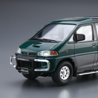 汽车模型系列 No.96 1/24 三菱 PE8W Delica Space Gear 1996年款