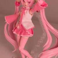 猫猫今天cos的是樱初音哦 很可爱对不对