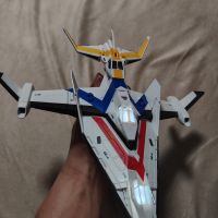 国版的蛮好看的。还会发光，有音效。