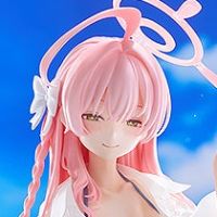 浦和花子（泳装）