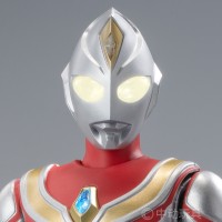 奥特曼光系列 戴拿奥特曼 闪亮型