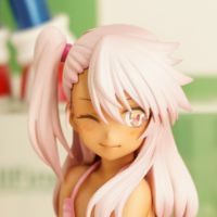 克洛伊·冯·爱因兹贝伦 泳装 更新眨眼版