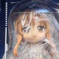 亚丝娜脸上有一个黑点，要换货吗，还没有拆