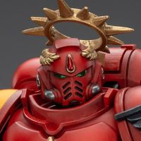 圣血天使 配备地狱手枪和动力拳的队长