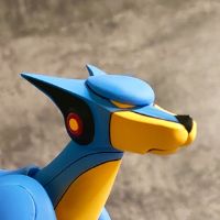 可动人偶系列 再造人卡辛 机器犬亨达