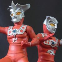 大怪兽系列 「雷欧奥特曼和阿斯特拉 发光版套装」 少年Ric限定商品