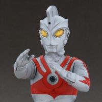 大怪兽系列 艾斯奥特曼 战斗姿势