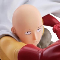 透视手办  一拳超人 琦玉