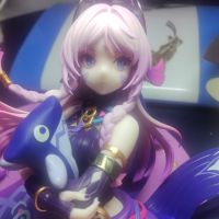 镜叔茜特菈莉1/8手办