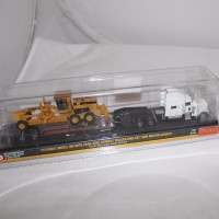 55414 彼得比尔特389+Trail King低平板拖车+CAT163H平地机