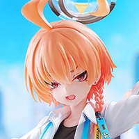 蔚蓝档案 美甘尼禄（校服）