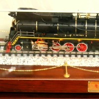 美标O比例 解放型（南满洲铁道Mikai）2-8-2蒸汽机车火车静态#304“毛泽东号”1960