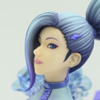 英雄联盟 K/DA ALL OUT 萨勒芬妮