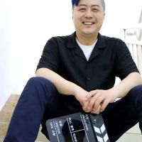 张震（配音演员）