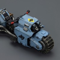 战锤40000 太空野狼 掠夺者型战斗摩托 配备双联爆矢来福枪