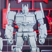 变形金刚-超越版-外传-擎天柱