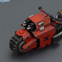 战锤40000 圣血天使 掠夺者型战斗摩托 配备双联爆矢来福枪